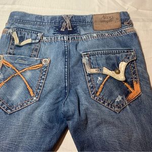 Akoo 30 Distressed Medium Wash Length 30